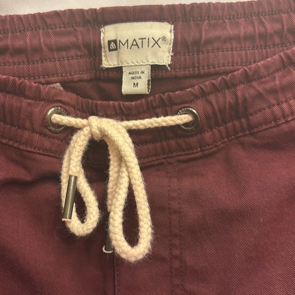 NWOT MATIX Men’s Shorts Pull On Streetwear Board Wear Burgundy Size Medium. - Picture 4 of 13